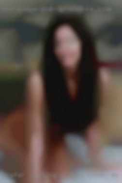 Prefer meeting a sexy woman as swingers a fwb.